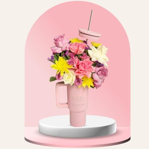 هدية أنيقة: باقة ورد مع كوب بتصميم مخصص