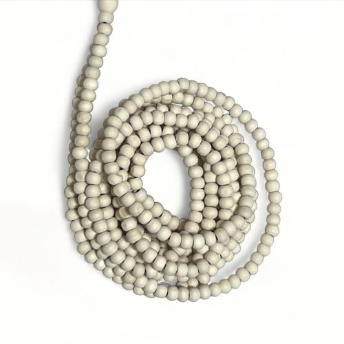 سبحة خشب بامبو راقي ابيض مطفي ( 200 خرزة ) 8*10