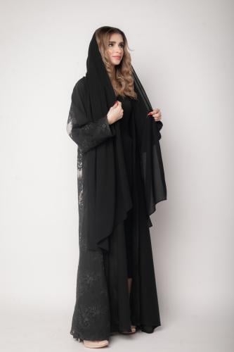 أنيكا بلاك (Anika Black)
