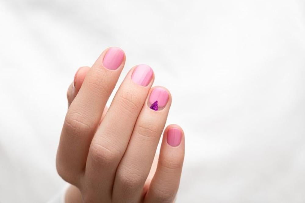 أفضل شيء لتقوية الأظافر الضعيفة