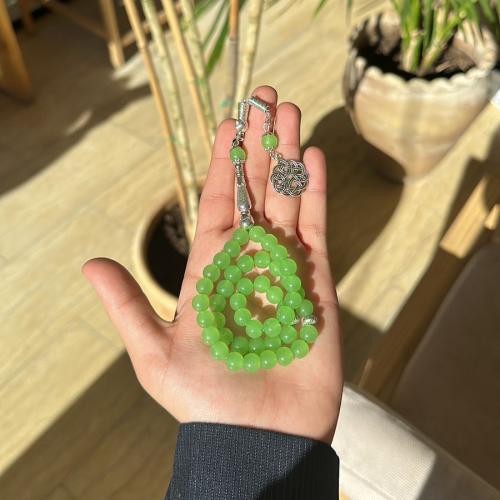 سبحة حجر اخضر