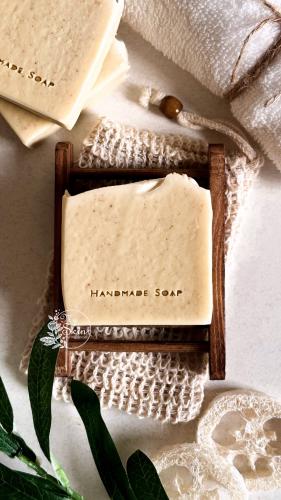 صابونة زيت الزيتون والشوفان وبذور الكتان الطبيعية ( حجم كبير )