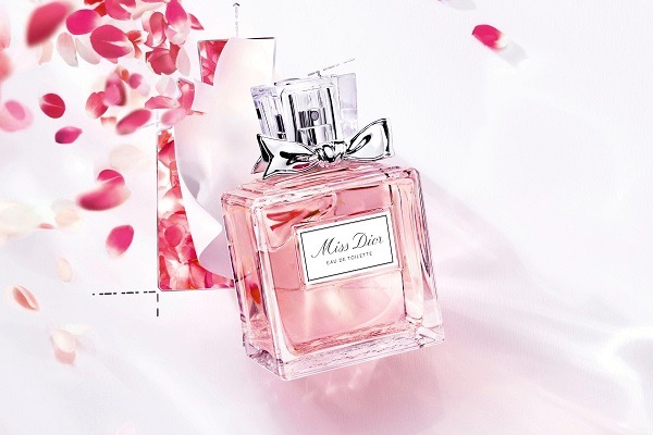 عطور نسائية