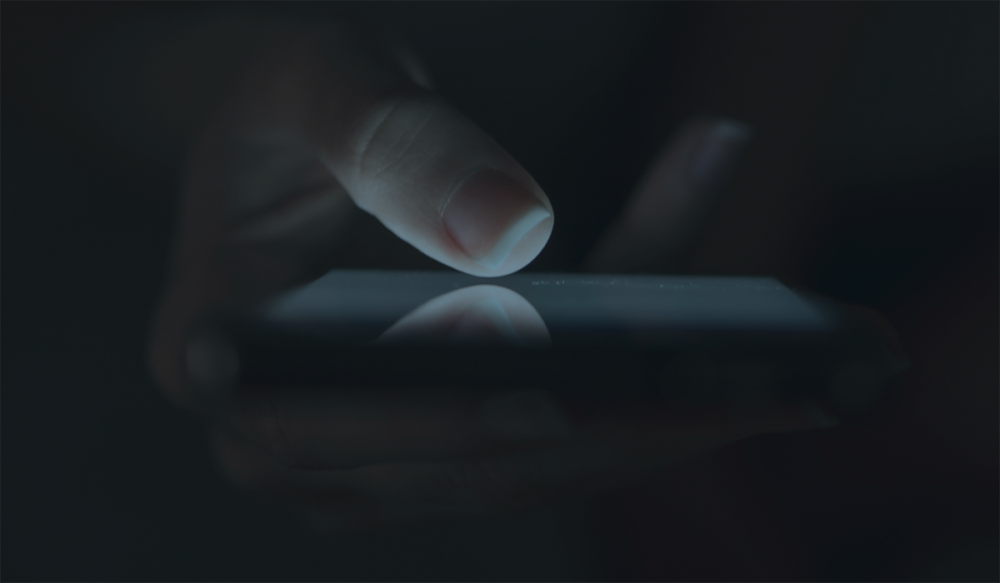 الضوء الأزرق vs. الضوء الأصفر في النوم