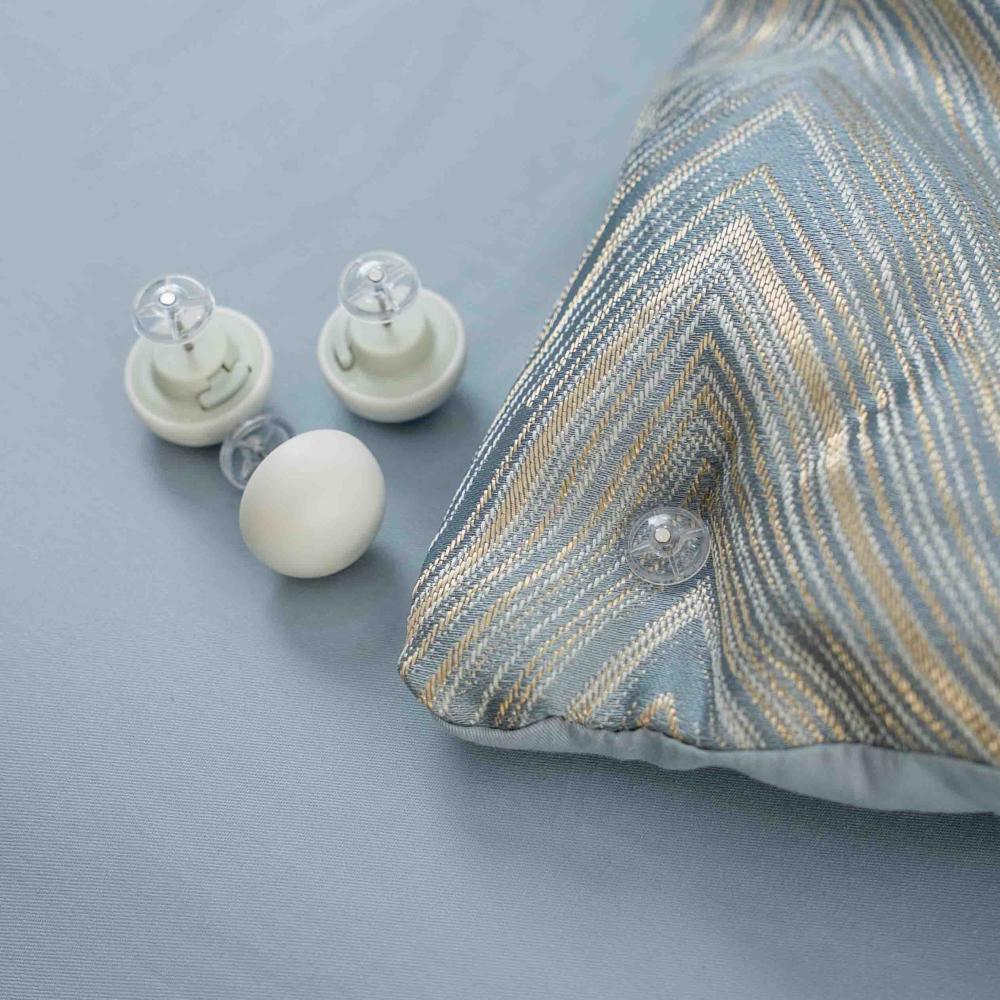 الدبوس المبثت