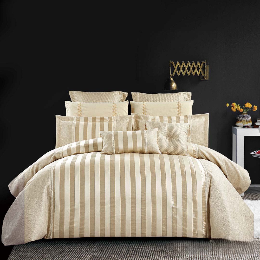 Lavita summer double bedspread embroidered golden beige 10Pcs