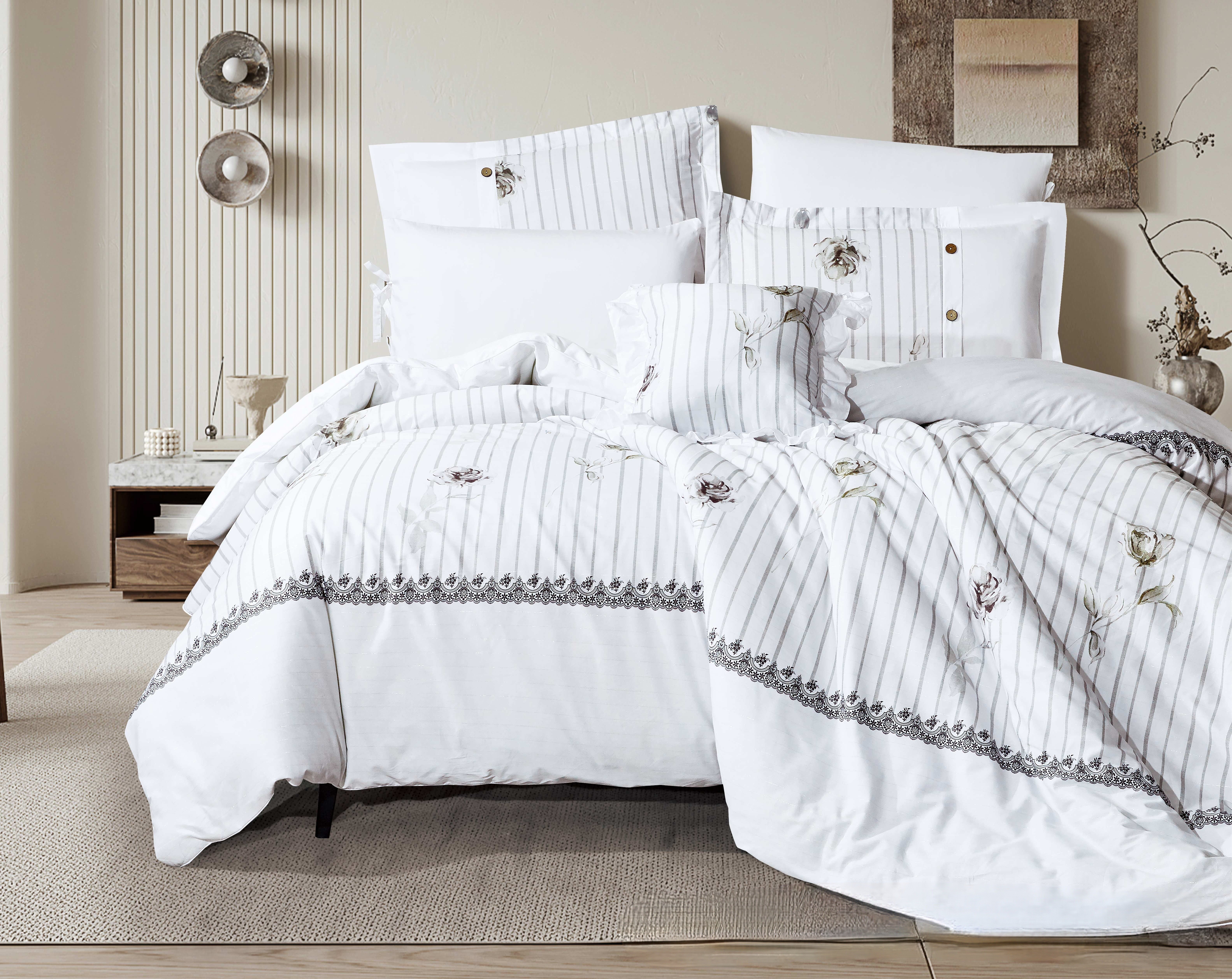 مفرش بالاس جاردن صيفي مزدوج قطن فاخر أبيض برسومات  الزهور عدد القطع 7