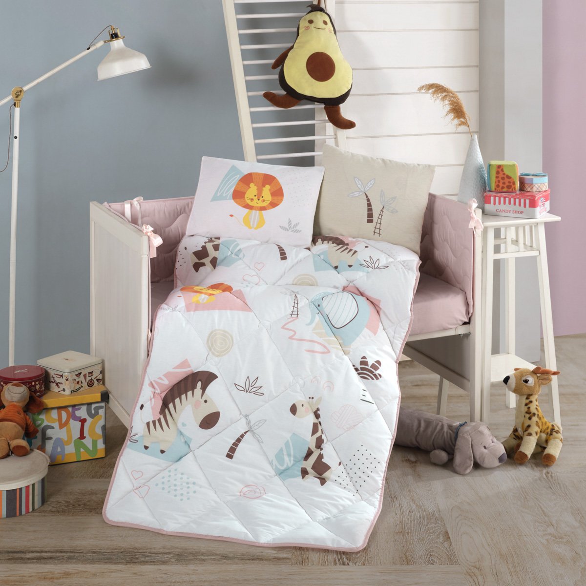 مفرش سويت زو مواليد قطن تركي وردي و أبيض عدد القطع 5