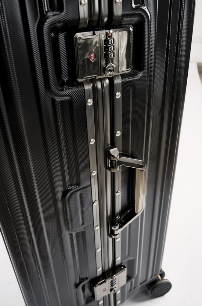 حقيبة سفر مقاس 28 / 24 / 20 أسود عدد القطع 3