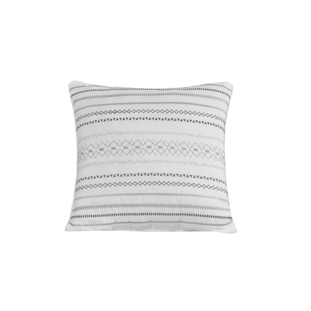 مفرش سرير مطرز