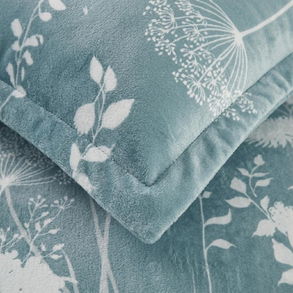Garden Winter Double Bedspread, Soft Faux Fur Material, Light Turquoise