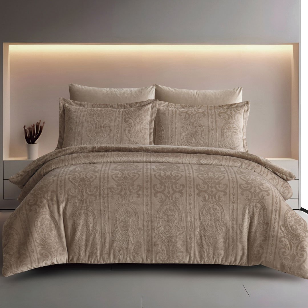مفرش آنا شتوي فاخر كوين مقاس 200X150 سم مخمل محفور وفرو بيج غامق عدد القطع 4