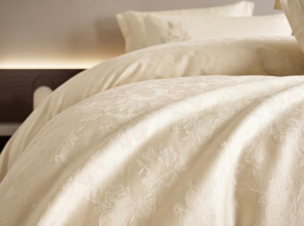 Azzah Summer Double Cotton Bedspread Cream 300 Thread Count – 7 Pieces