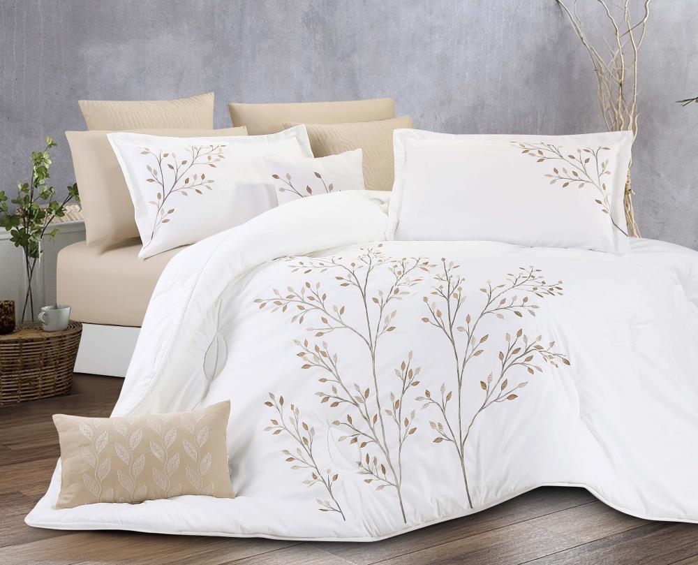 مفرش سرير مطرز