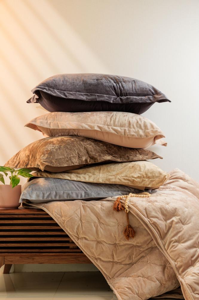 مفرش دايموند شتوي كوين مقاس230X200 سم فاخر مخمل بيج عدد القطع 3