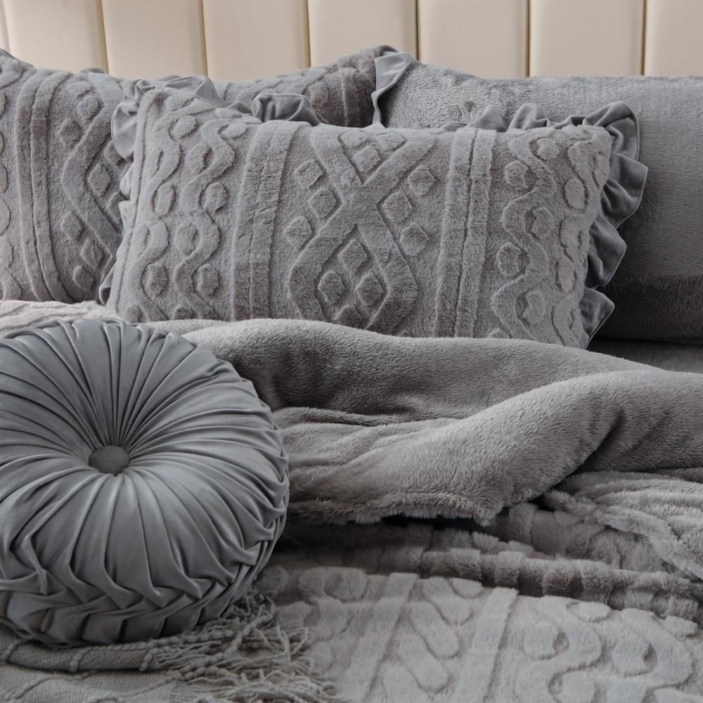 مفرش لينا شتوي رصاصي فاخر فرو