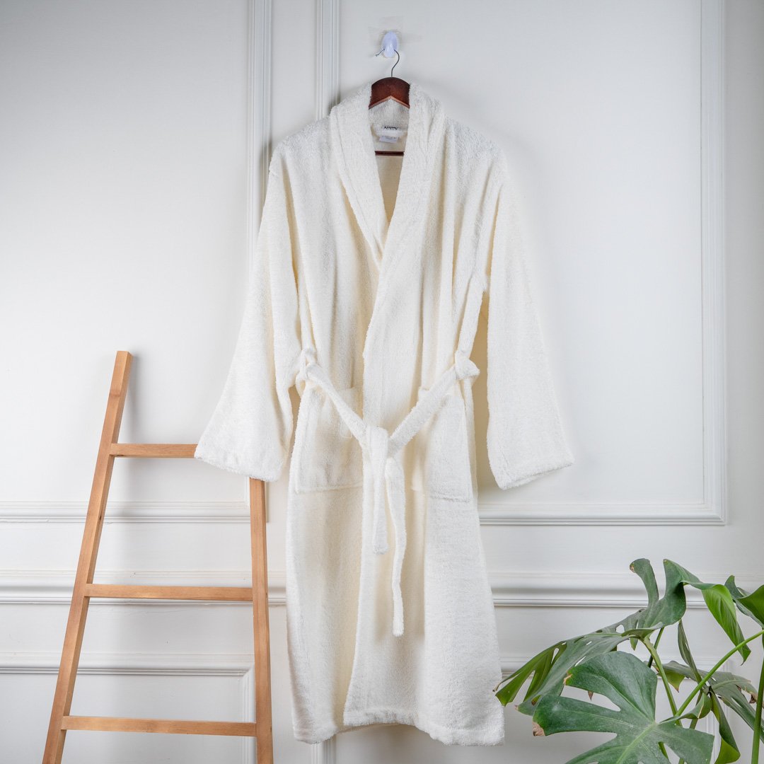 روب إستحمام نداف رويال  قطن تركي تصميم فندقي كريمي عدد القطع 1