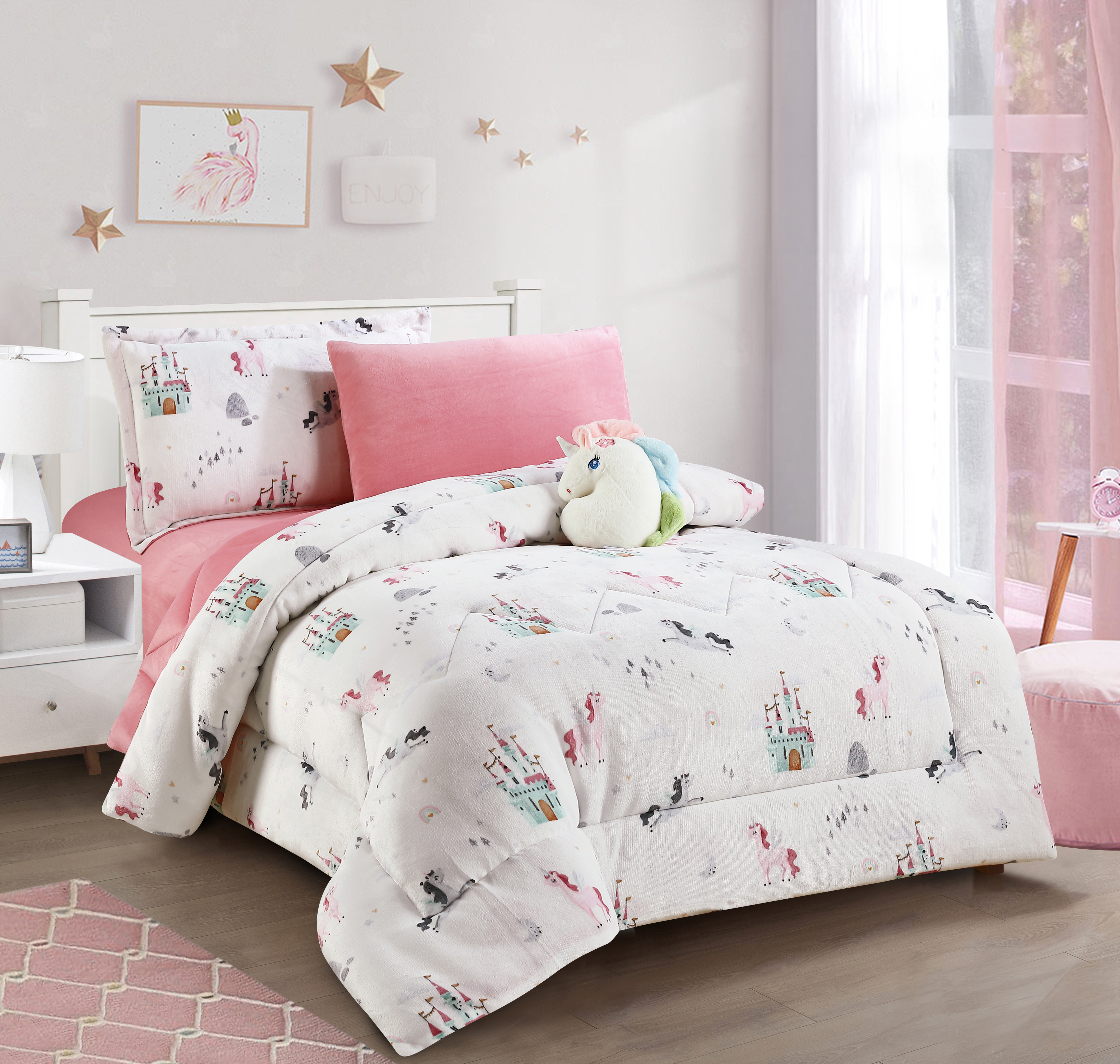 Hope Kids Winter Comforter Set – White & Pink Multi-Color – 5 Pieces