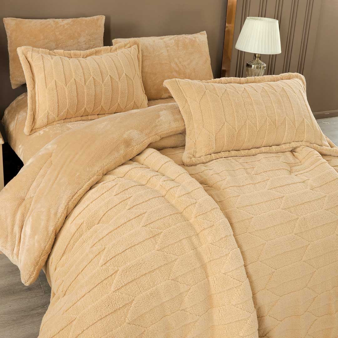 مفرش وعد شتوي فاخر كوين مقاس 200X150 سم فرو بيج عدد القطع 4