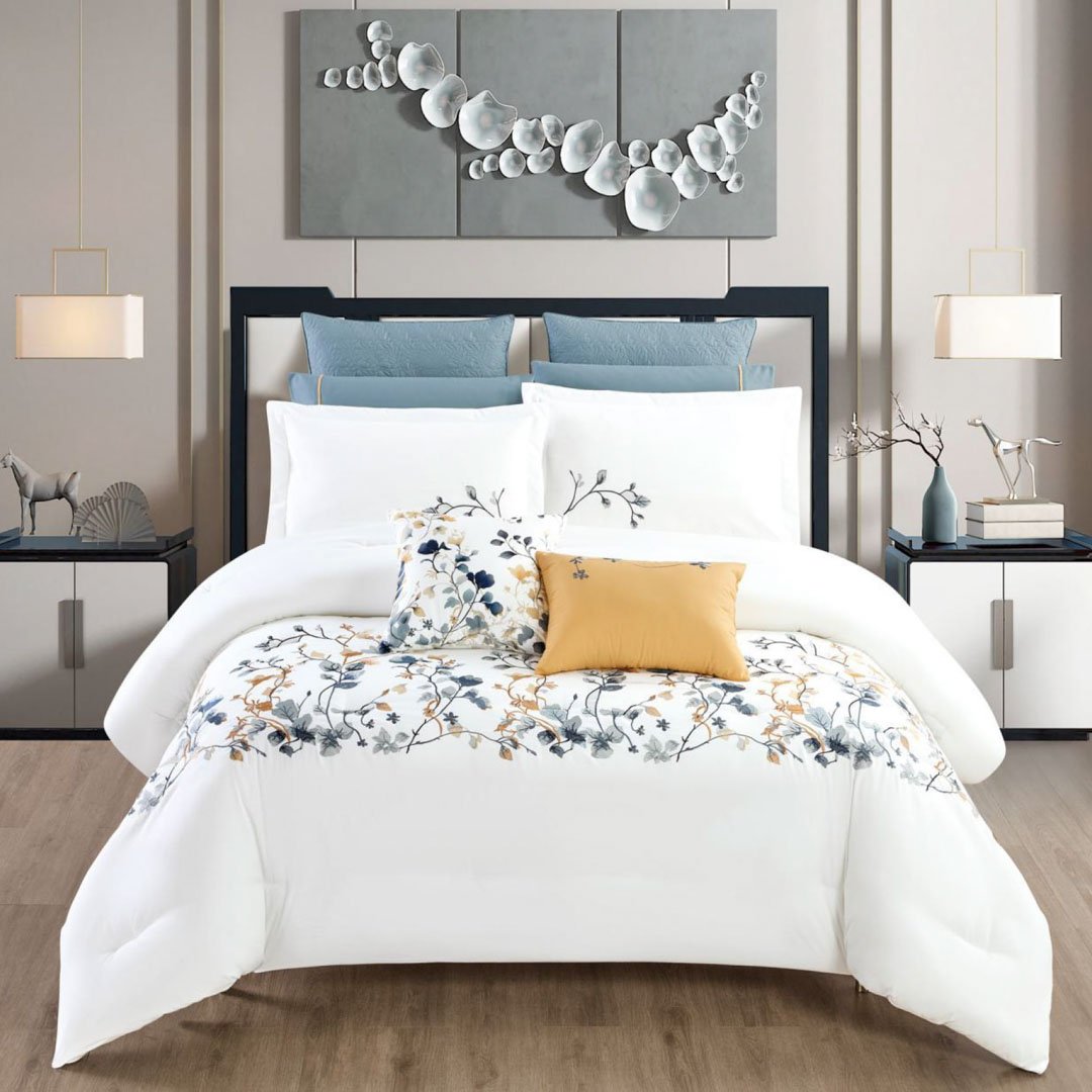 مفرش كوموريبي صيفي مزدوج مطرز  فاخر أبيض عدد القطع 10