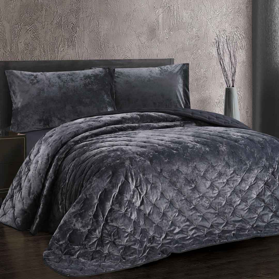Diamond Winter Comforter Set – Queen Size 230×200 cm – Luxury Velvet – Dark Gray – 3 Pieces
