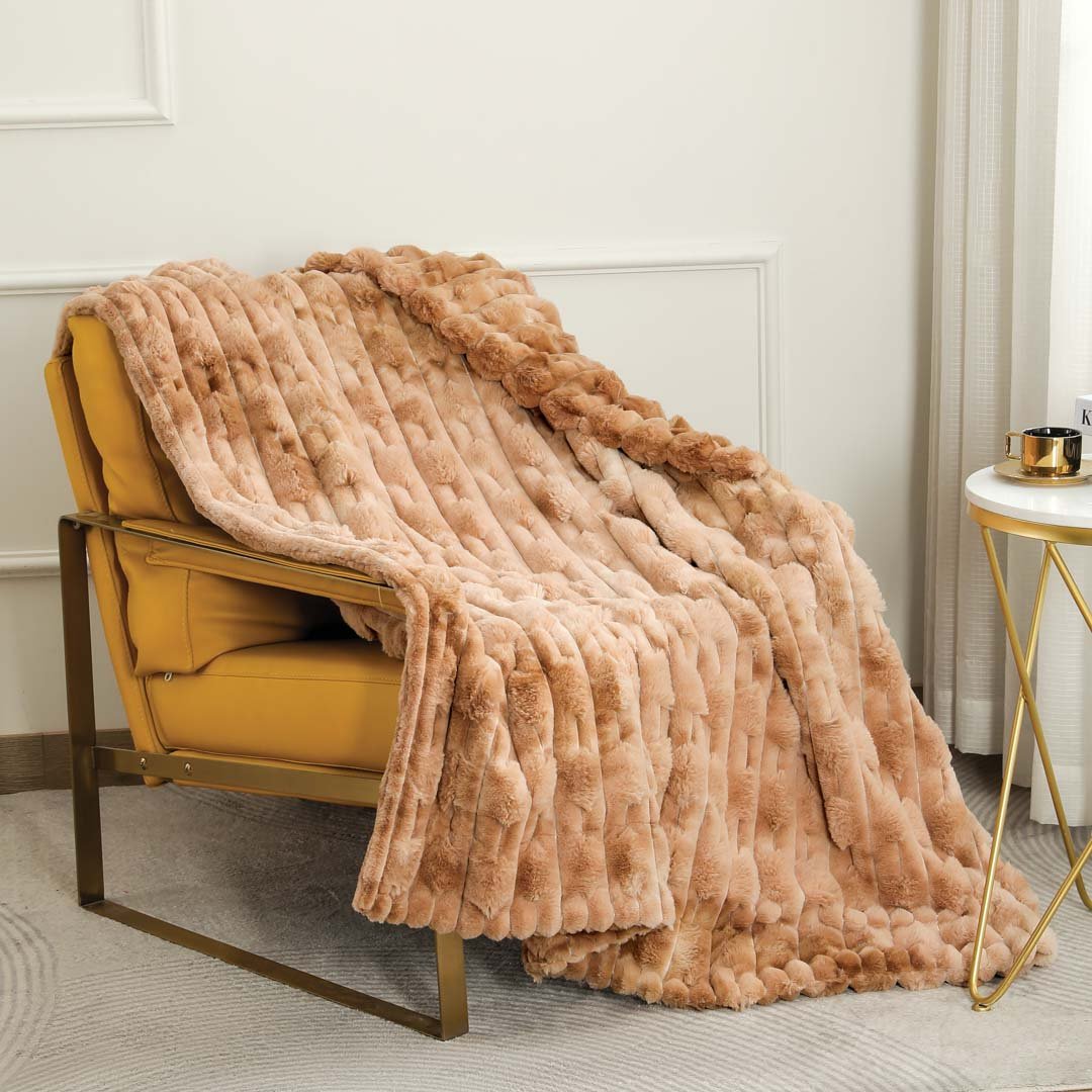 بطانية أوشن ثقيلة فرو ناعم  بيج مقاس 230 × 180سم