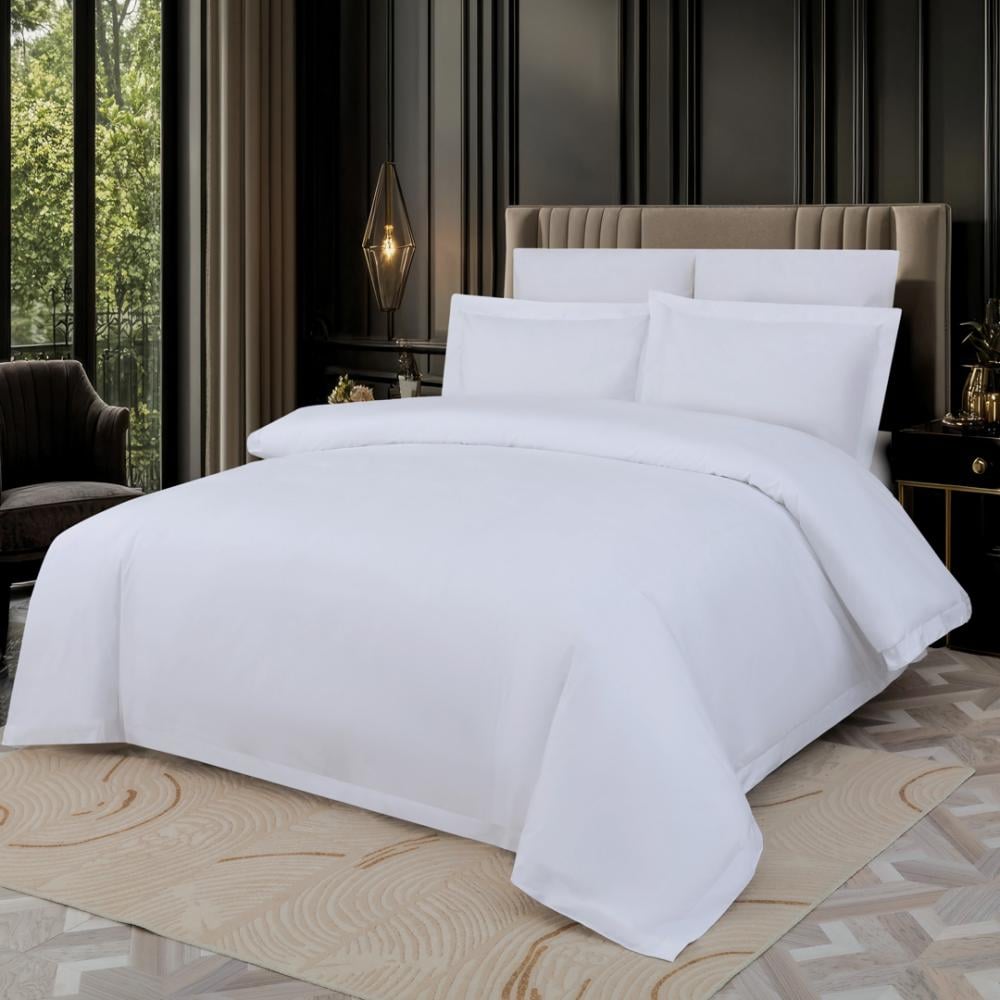 مفرش فندقي ابيض