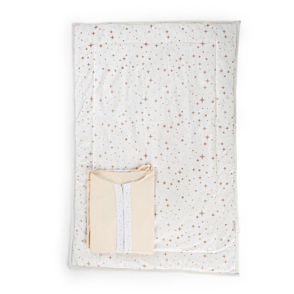 طقم سجادة صلاة أطفال دهبي وكريمي برسومات النجوم عدد القطع 2