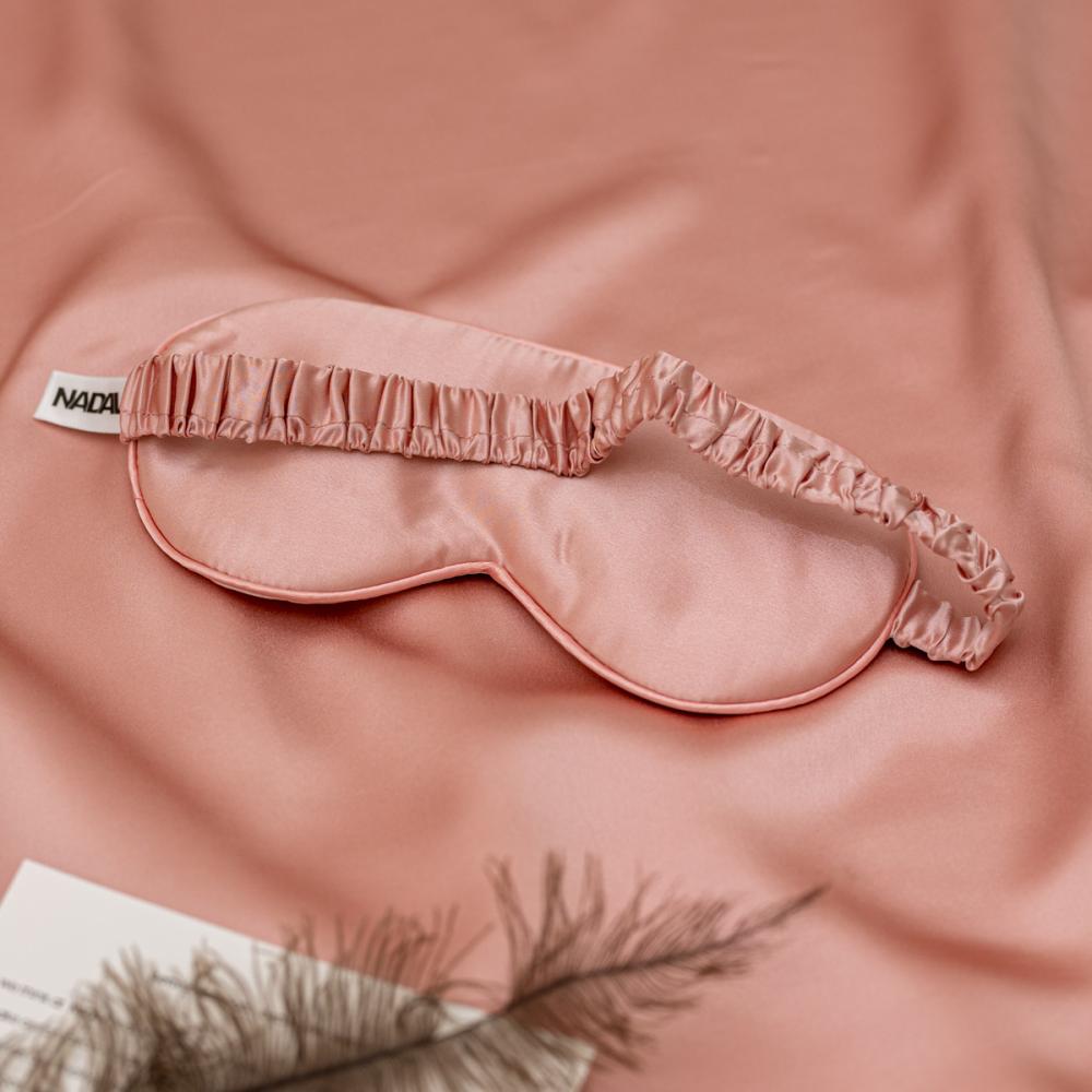 قناع عين للنوم حرير وردي