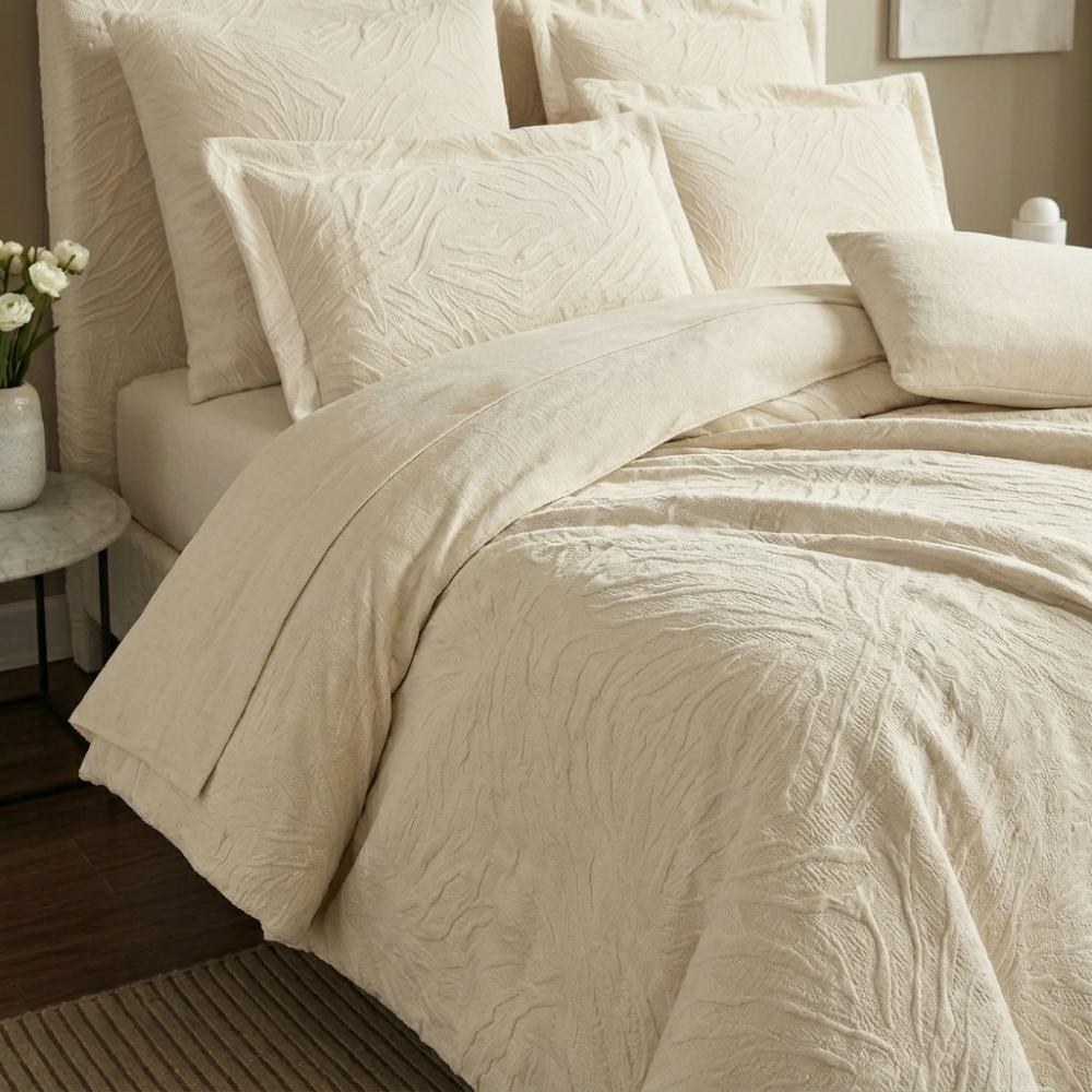 Nira Winter Bedspread – Creamy