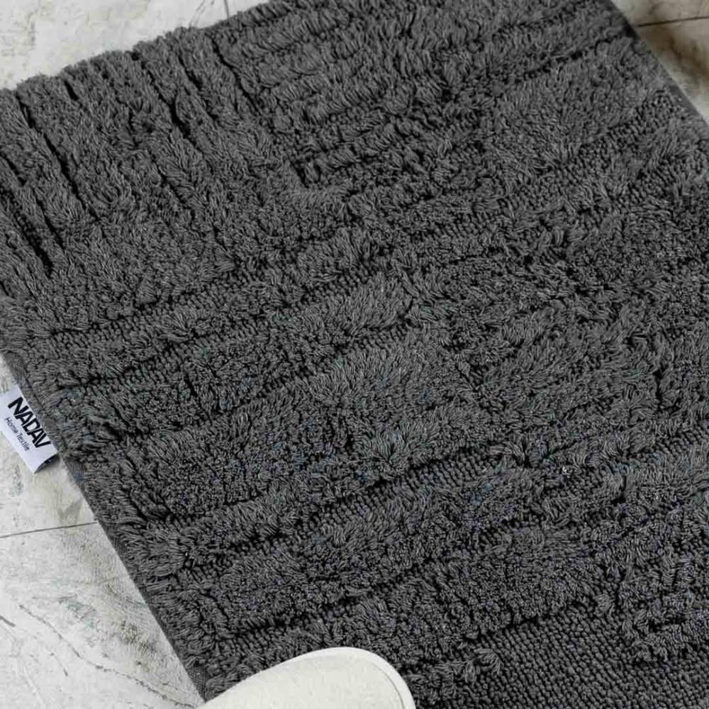 دعاسة أرضية نورا  تركي فرو أسود مقاس 50 × 80 سم