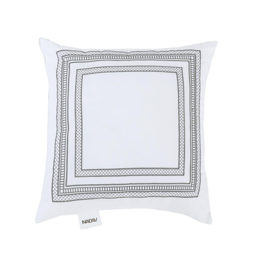 مفرش سرير مطرز