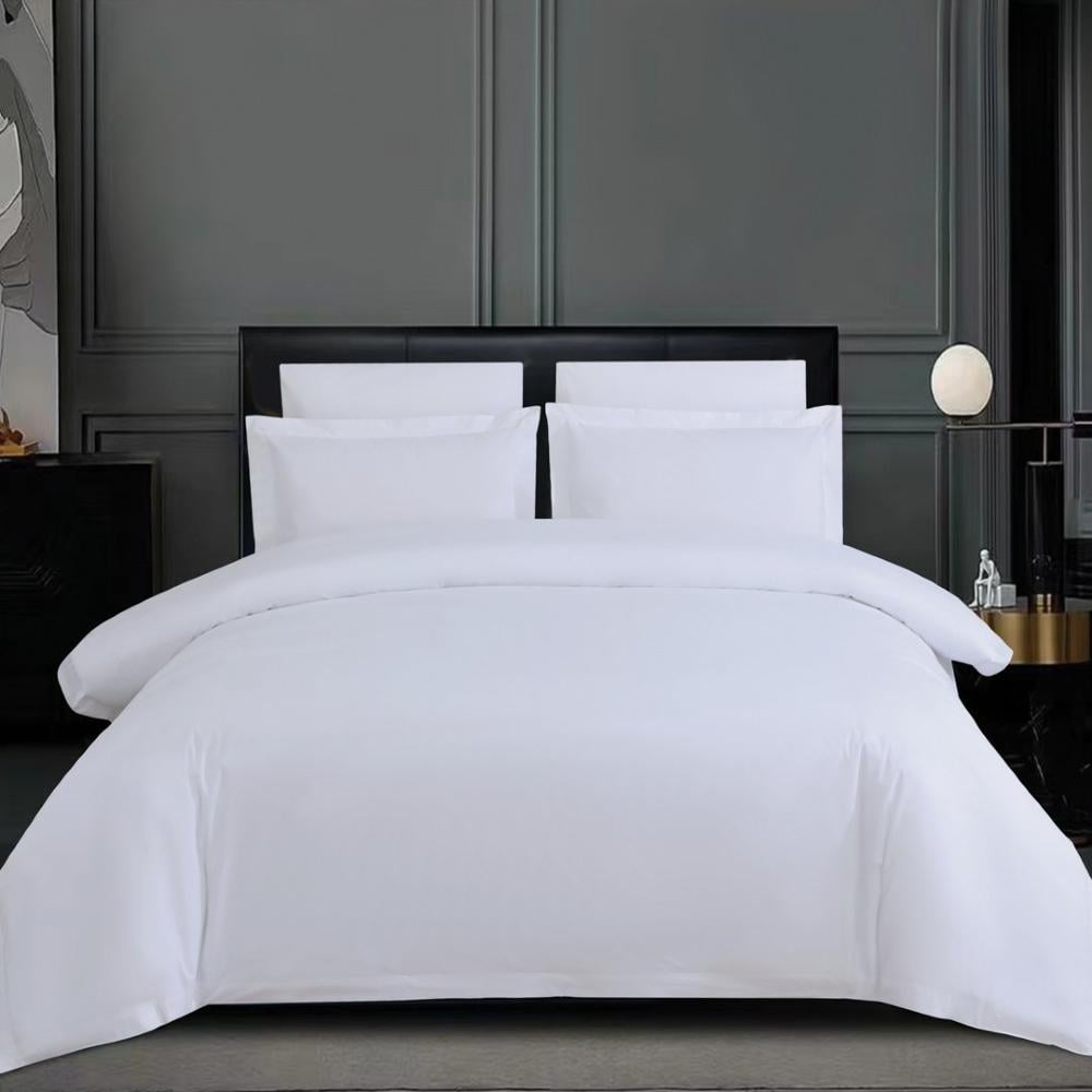 مفرش فندقي ابيض