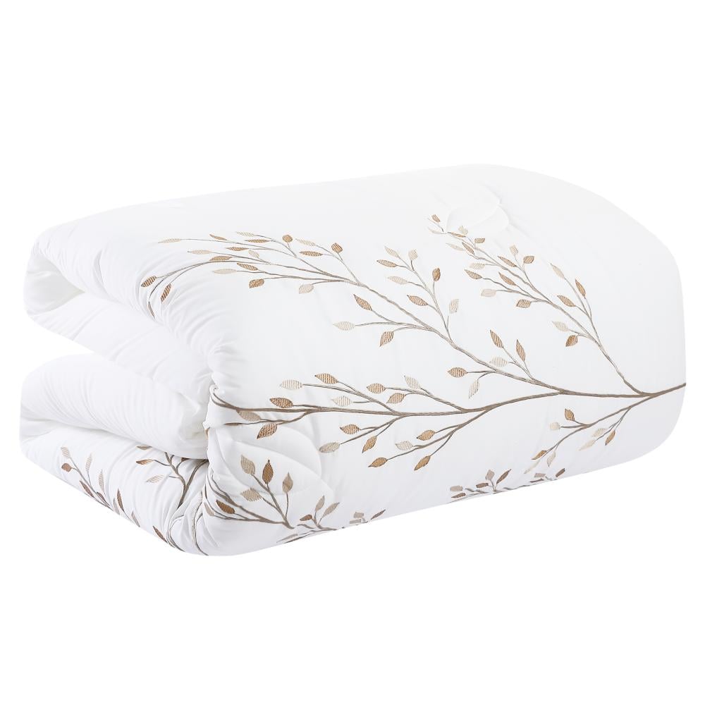 مفرش سرير مطرز