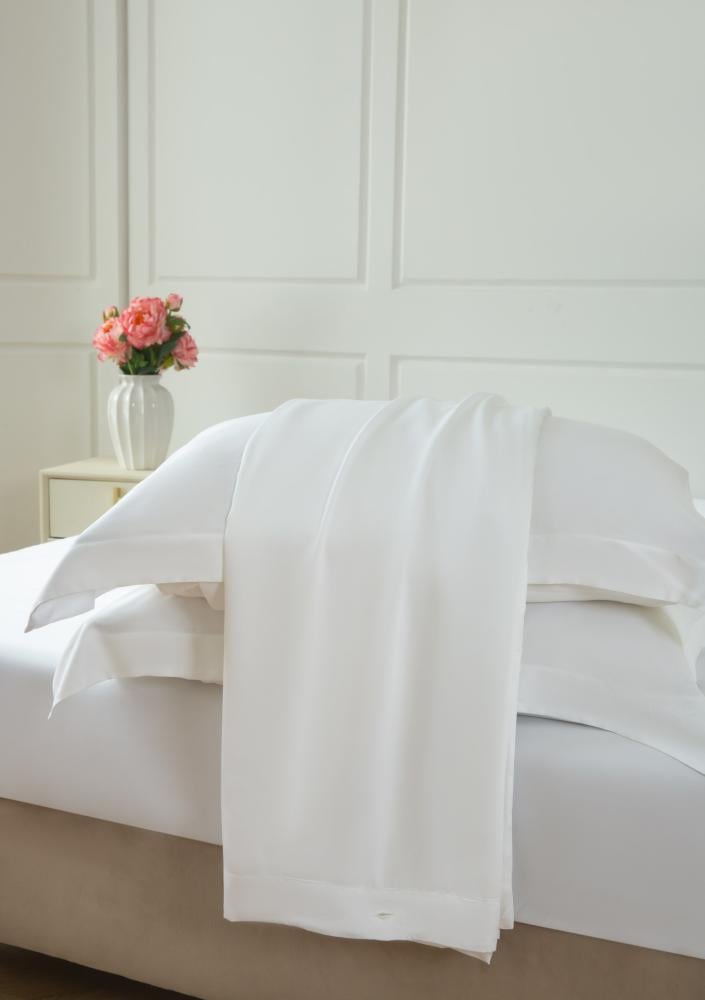 مفرش ماجدة بامبو أبيض