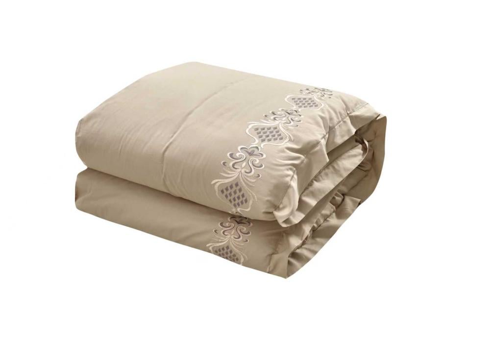 مفارش مطرزة