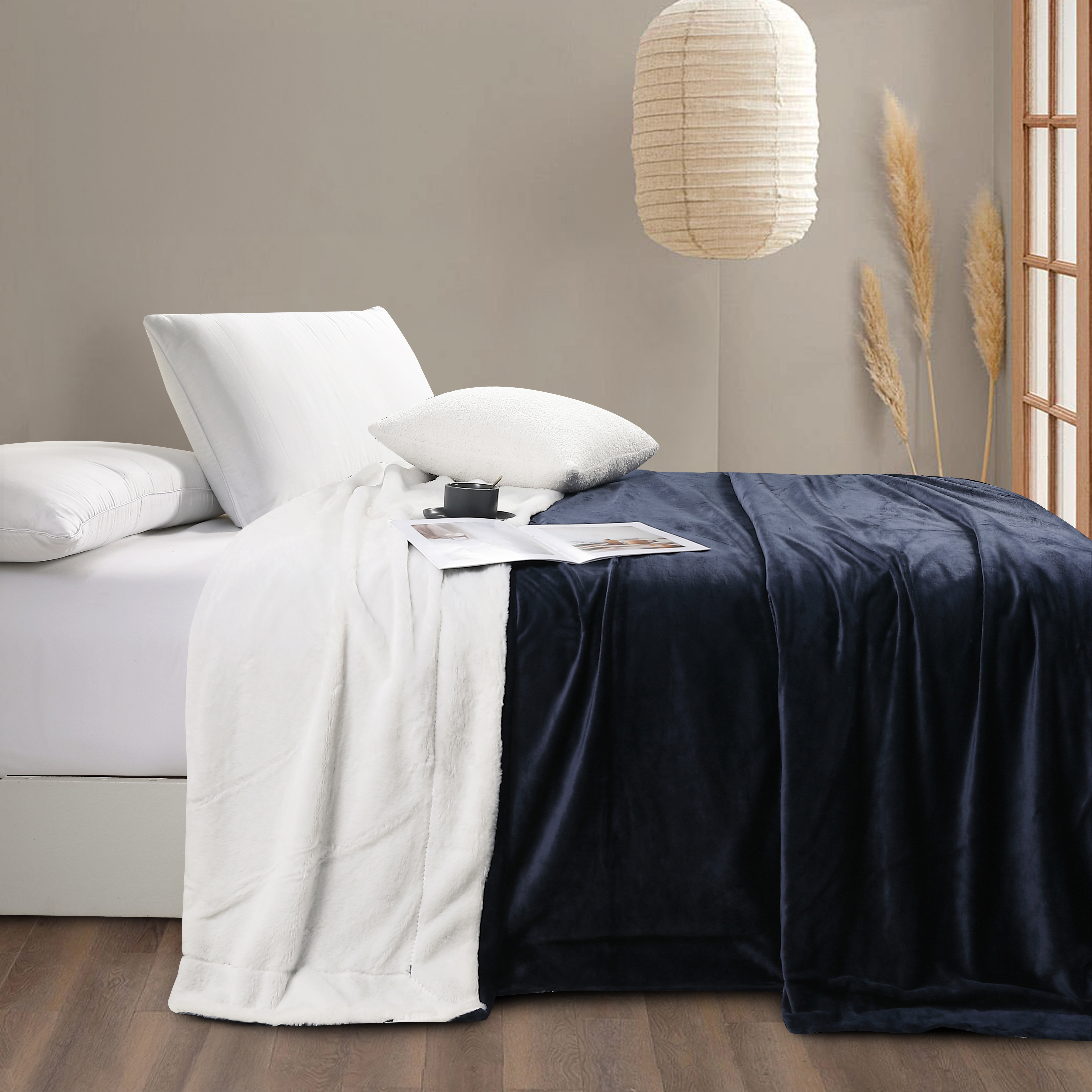 VALERIO Velvet Faux Fur Winter Blanket – Single and a Half Size – Dark Blue– 220x160 cm