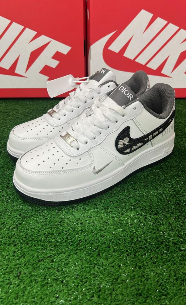 dior nike air force one