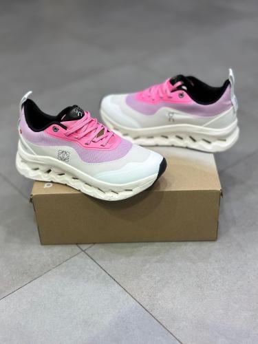 On Running Cloudtilt 2 x LOEWE 'Pink White