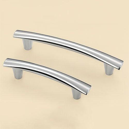 مقبض معدني منحني