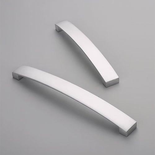 مقابض معدنية بتصميم عصري يليق بكل تفاصيل منزلك