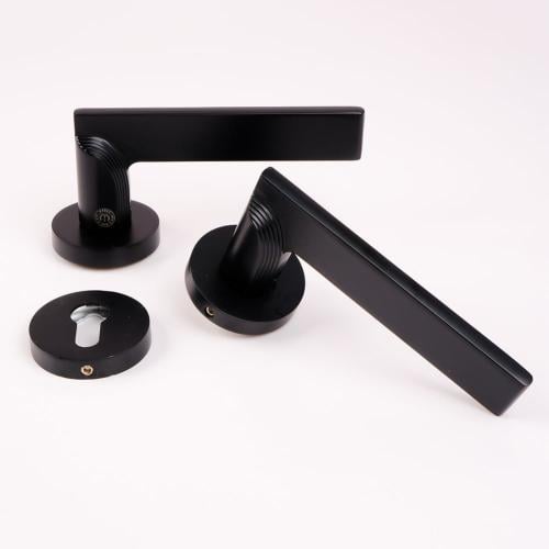 مقبض باب مفصول