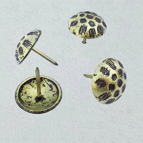 مسمار تنجيد الأثاث