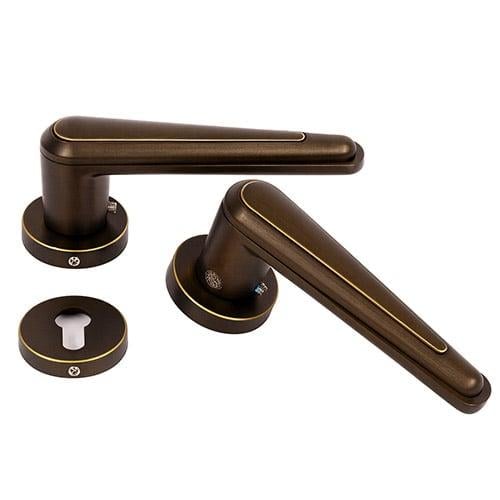 Elegant Door Handle in a Luxurious Bronze Finish