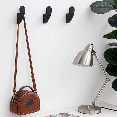 علاّقات جدارية بتصميم عصري