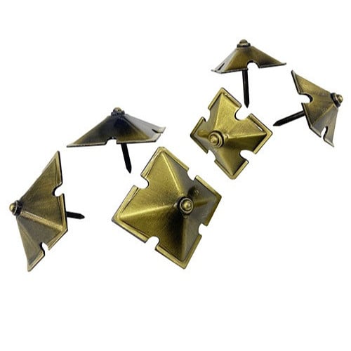 مسمار تنجيد الأثاث