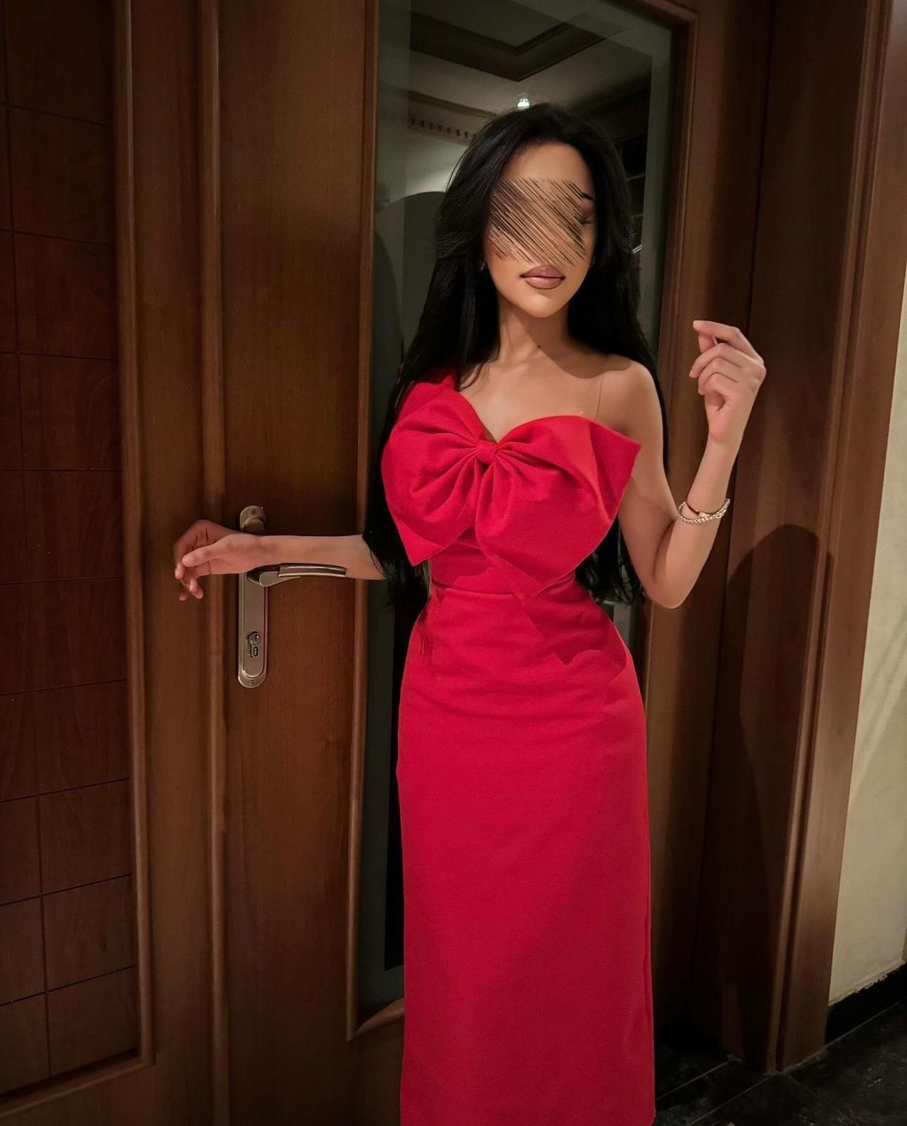 فستان  احمر