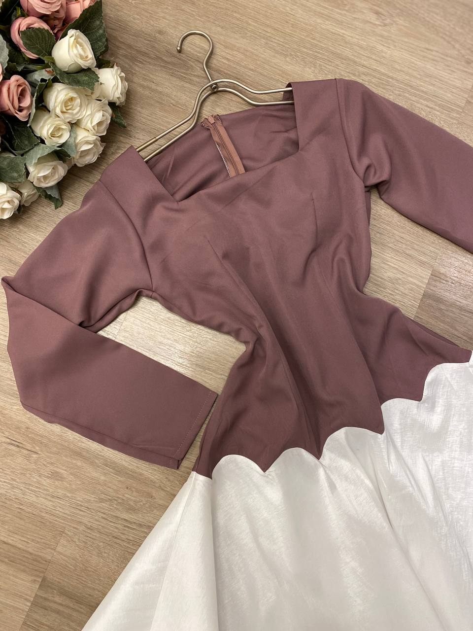 فستان بني ميد