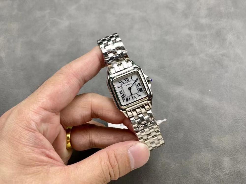 PANTHÈRE DE CARTIER WATCH, SMALL MODEL