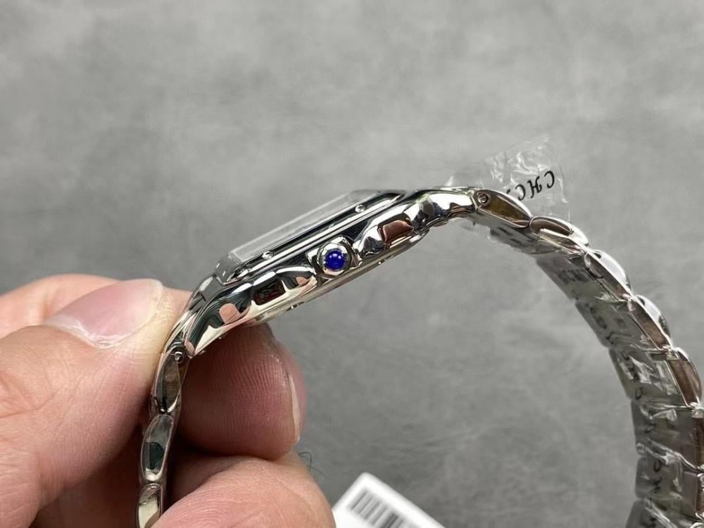 PANTHÈRE DE CARTIER WATCH, SMALL MODEL